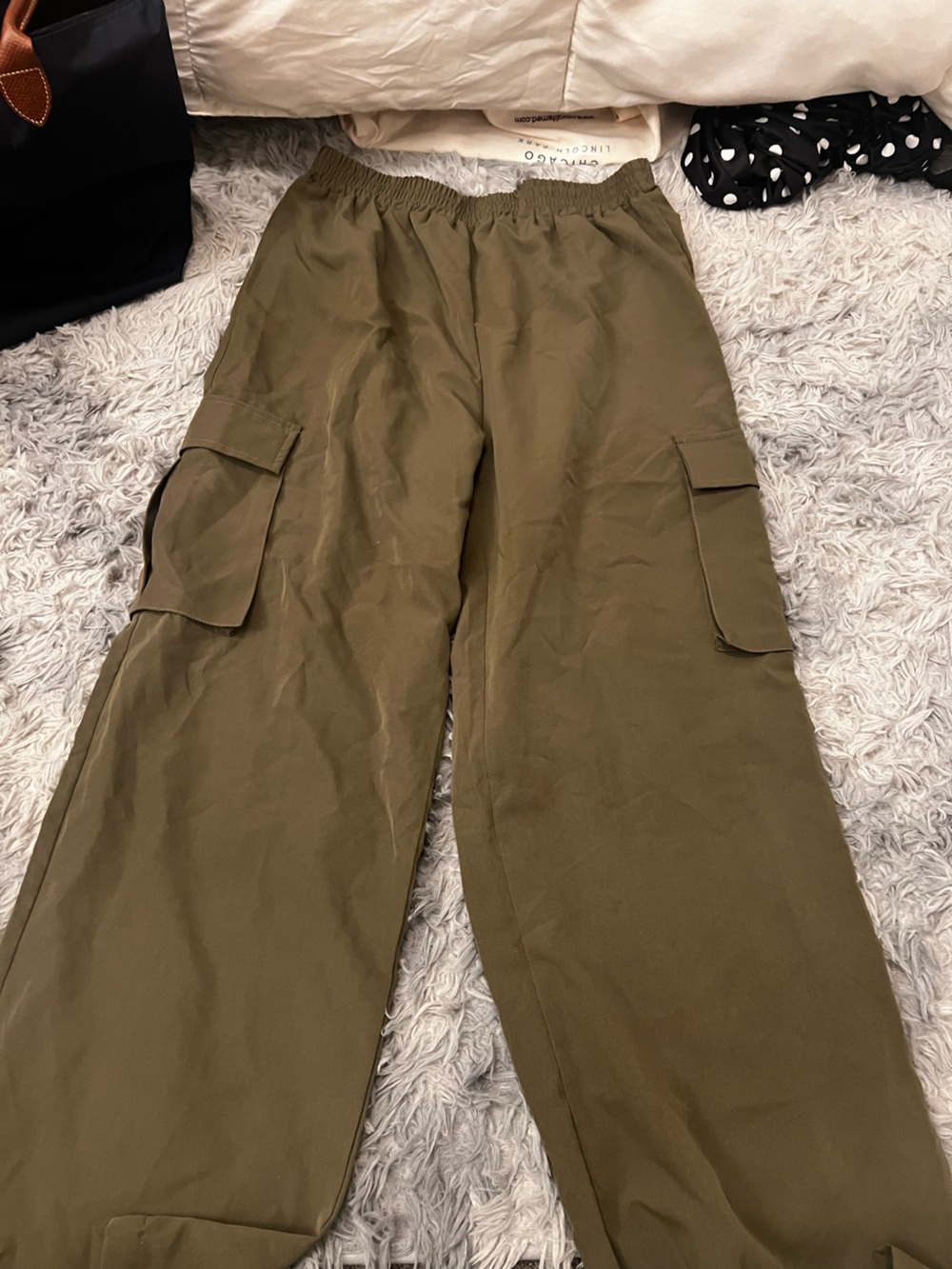 Army green Cargo Pants - Utility Pocket Style